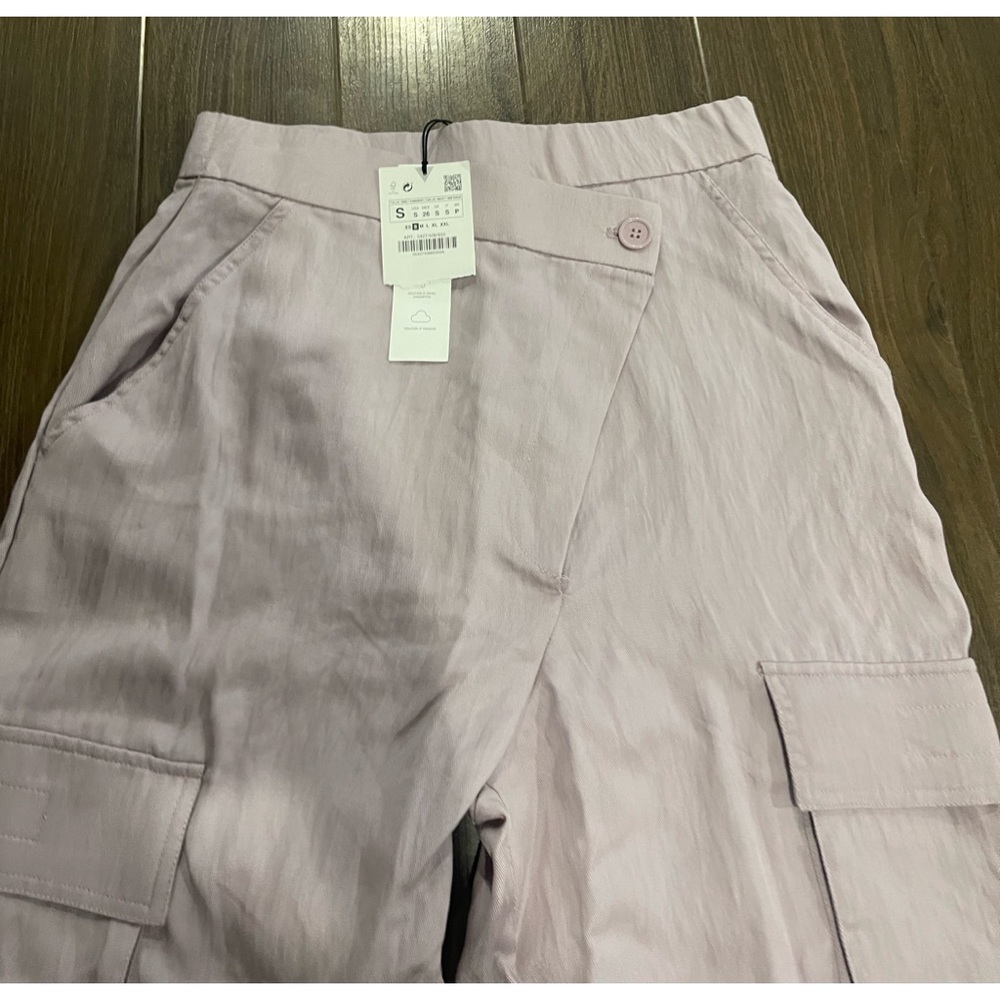 Zara symmetrical waist cargo pant